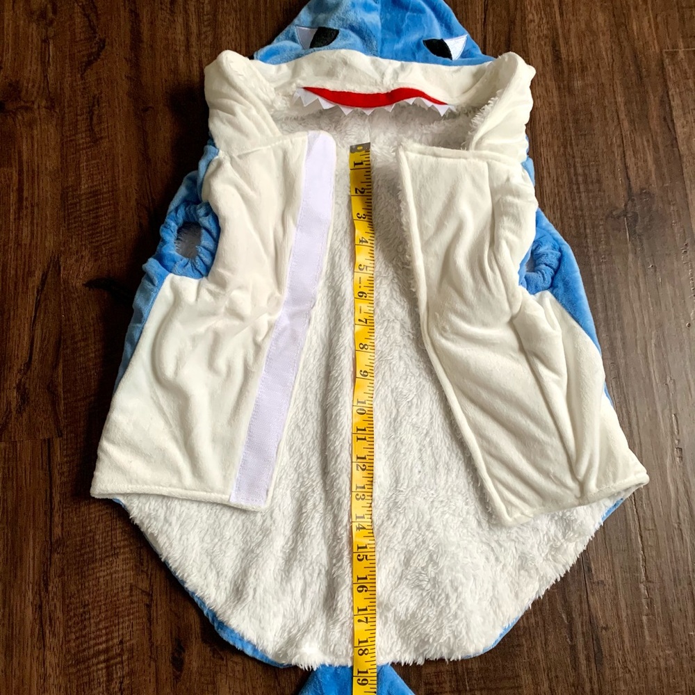 DOG ONESIE (SHARK COSTUME , XXL) - Picture 14 of 14